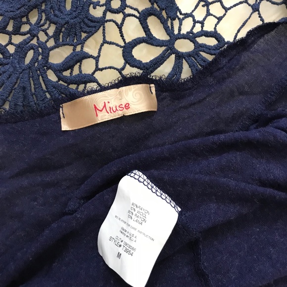 Lace back detail blue sweater cardigan. - Picture 6 of 6